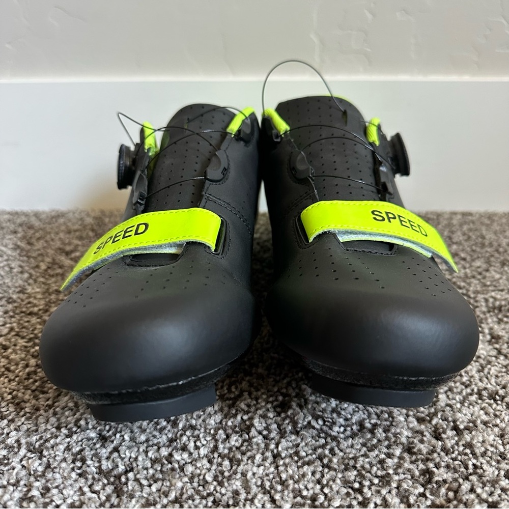 Road Bike Premium Microtex Cycling/Spin Shoes with Look Delta Cleats Size 45 - Picture 10 of 10